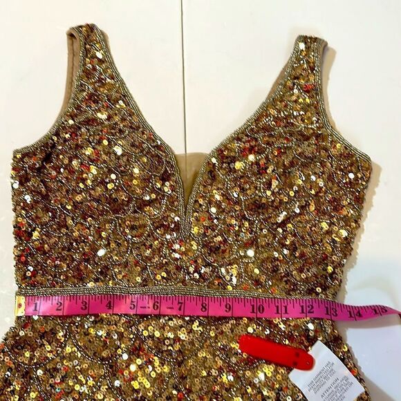 NWT Mag Duggal women’s light copper sequined bodycon mini dress size 6 - Picture 13 of 13